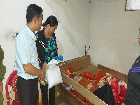 Sông Mã ủng hộ Miền Trung lũ lụt