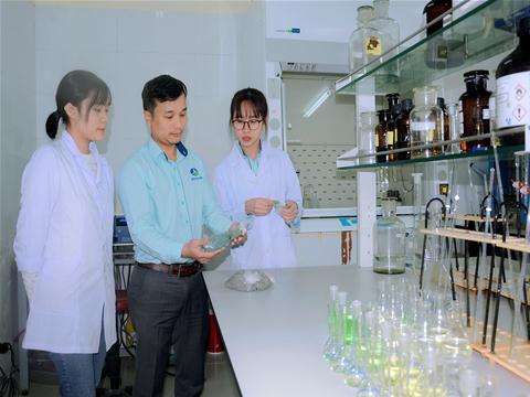 Công tác nghiên cứu phát triển sản phẩm 01