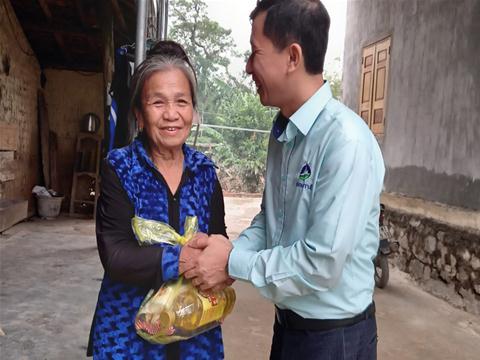 Sông Mã ủng hộ Miền Trung lũ lụt